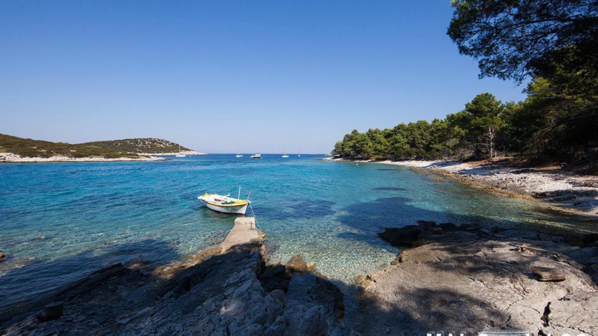 Malo Apartma Lastovo